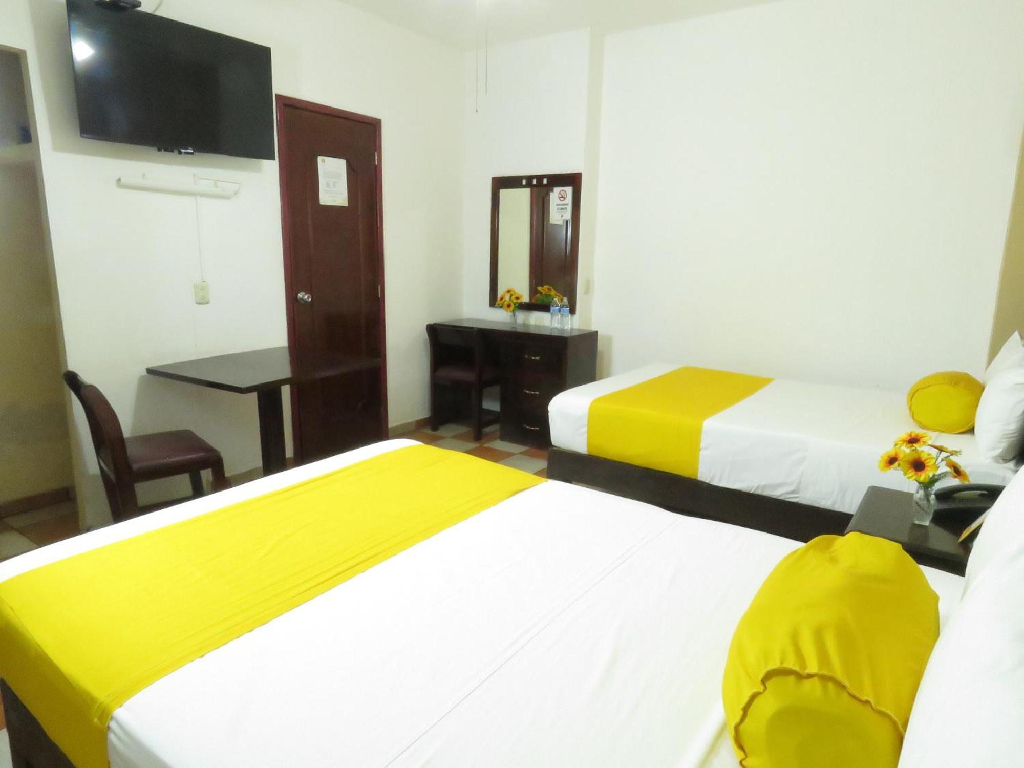 Hotel Los Girasoles 特皮克 外观 照片