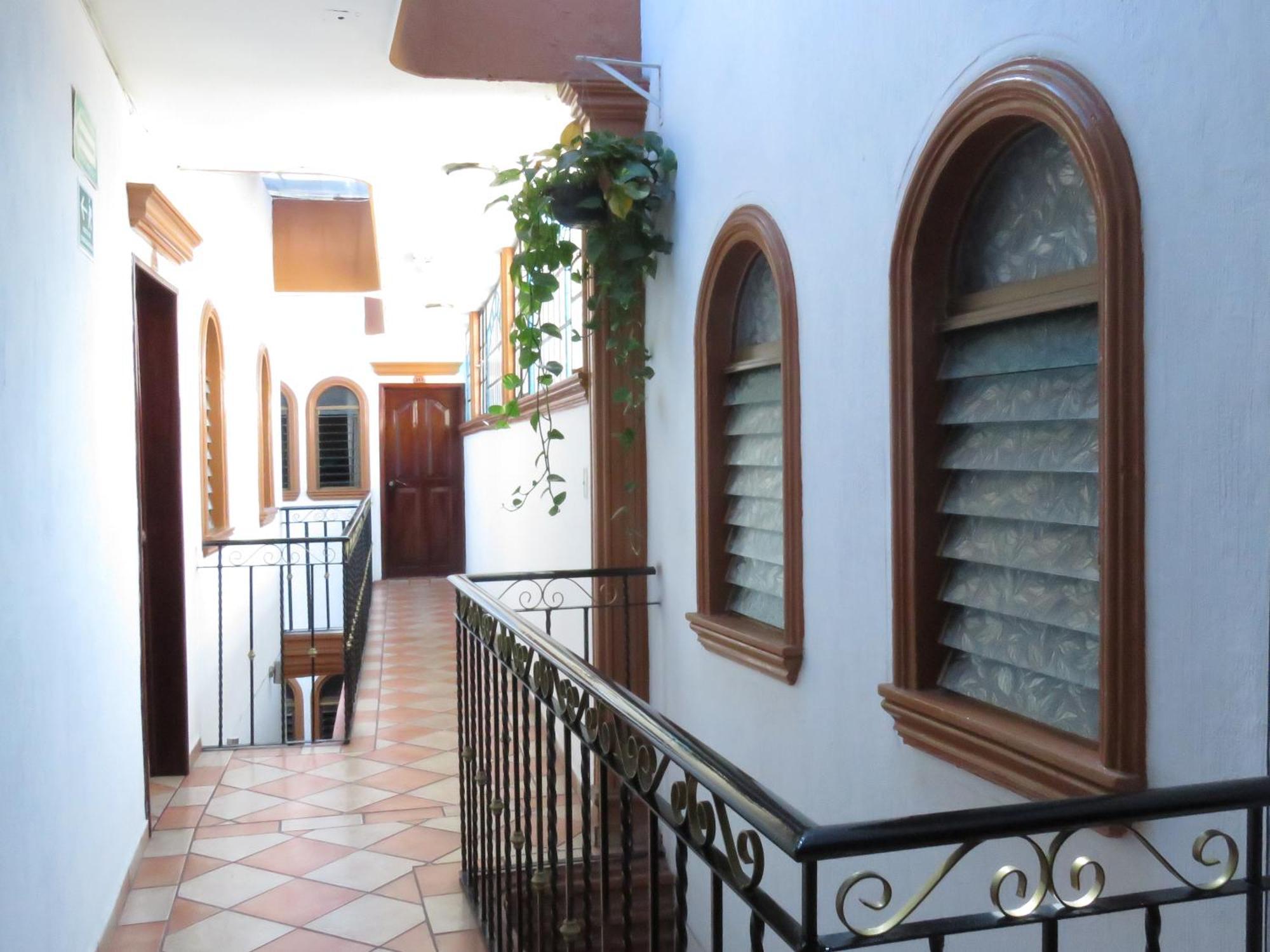 Hotel Los Girasoles 特皮克 外观 照片